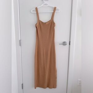 Aritzia Babaton Contour Dress
